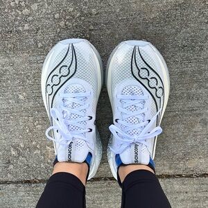 Saucony WOMEN'S ENDORPHIN PRO 5 sz 9